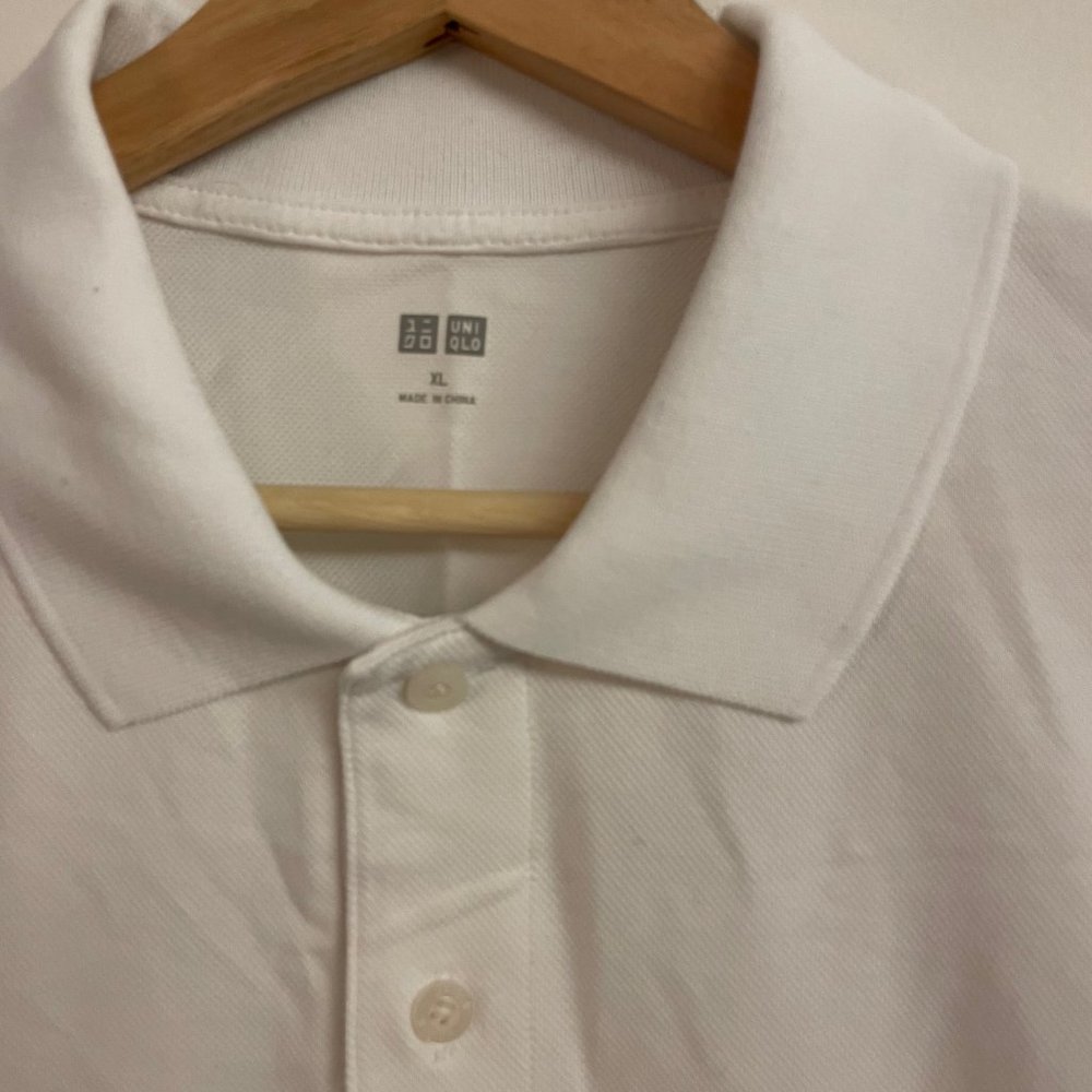 Uniqlo White Polo Shirt Unisex